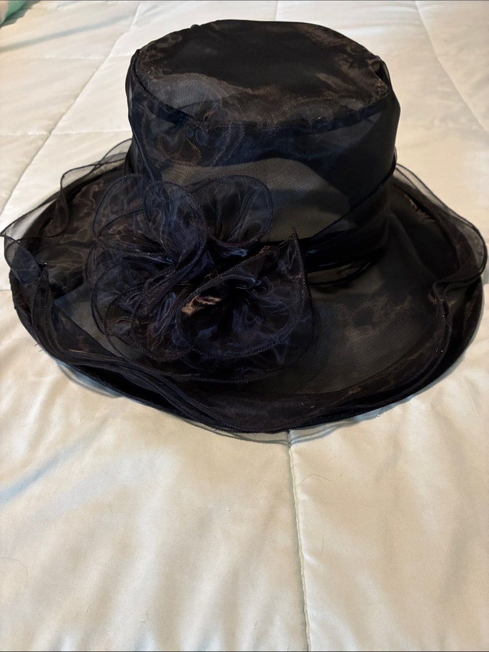 Flower Brim Hat - Wedding/Kentucky Derby/ Church / Tea Party